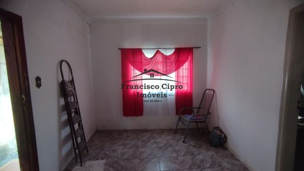 Foto 3 do(a) Casa de 3 quartos à venda em Vila Eliana Maria, Guaratinguetá