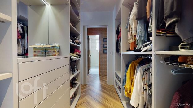Foto 36 do(a) Apartamento de 2 quartos à venda em Jardim Botânico, Porto Alegre
