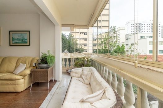 Foto 7 do(a) Apartamento de 4 quartos à venda em Jardim das Bandeiras, São Paulo