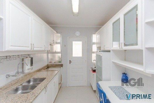 Foto 12 do(a) Flat de 3 quartos à venda em Rio Branco, Porto Alegre