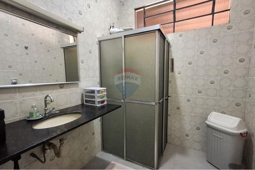 Foto 44 do(a) Casa de 4 quartos à venda em Centro, Lins