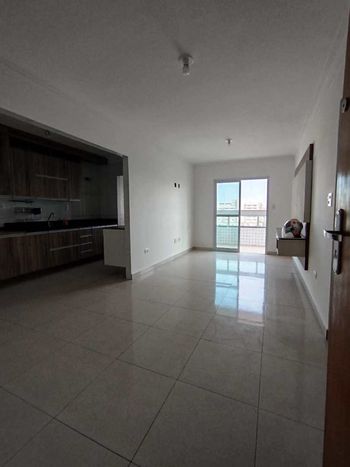 Foto 2 do(a) Apartamento de 2 quartos à venda em Guilhermina, Praia Grande
