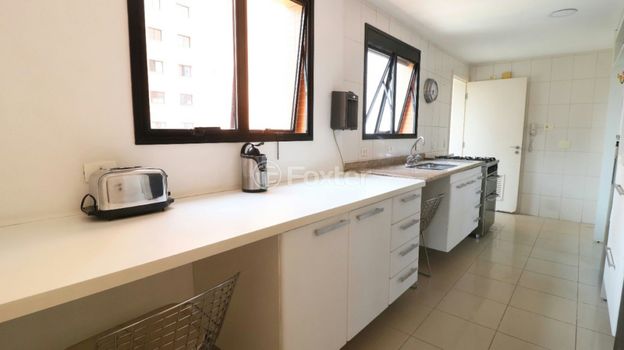 Foto 25 do(a) Apartamento de 3 quartos à venda em Jardim Fonte do Morumbi, São Paulo