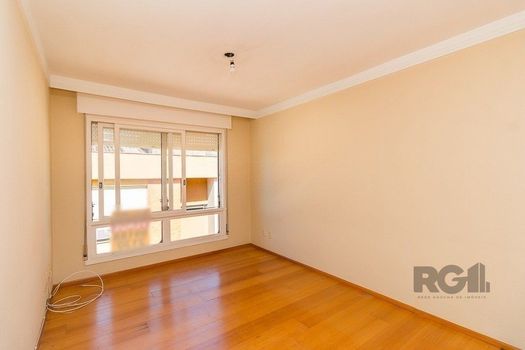 Foto 3 do(a) Flat de 2 quartos à venda em Mont Serrat, Porto Alegre