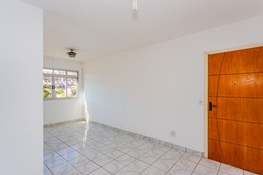 Foto 5 do(a) Apartamento de 2 quartos à venda em Vila Lutécia, Santo André