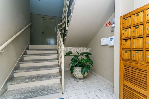 Foto 22 do(a) Apartamento de 2 quartos à venda em Jardim Itu, Porto Alegre
