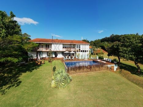 Foto 5 do(a) Casa de 4 quartos à venda em Parque São Jorge, Avaré
