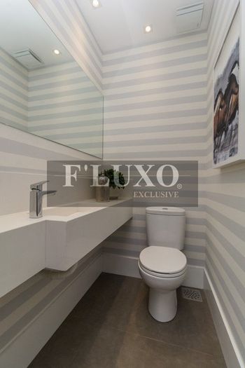 Foto 41 do(a) Casa em Condomínio de 4 quartos à venda em Vila Nova, Porto Alegre