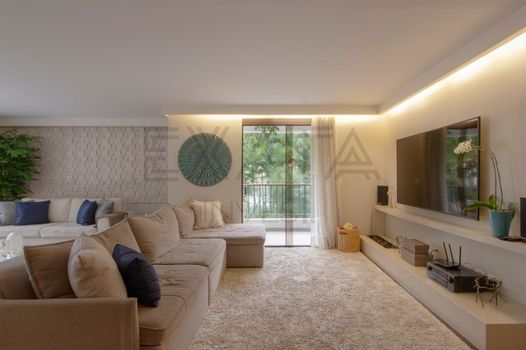 Foto 1 do(a) Flat de 4 quartos à venda em Vila Morumbi, São Paulo