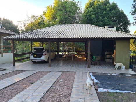 Foto 3 do(a) Fazenda / Sítio / Chácara de 3 quartos à venda em Loteamento Rural Palermo, Gravataí