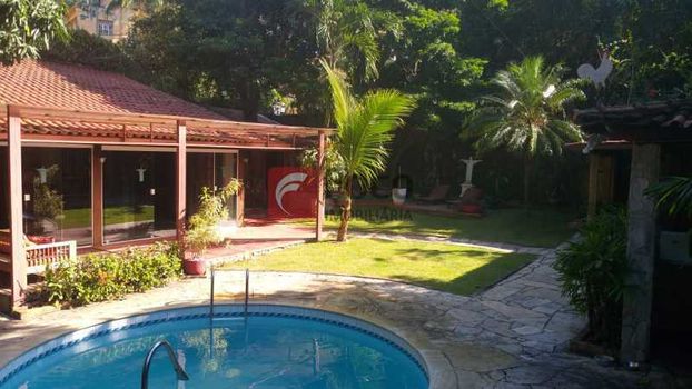 Foto 11 do(a) Casa de 5 quartos à venda em Cosme Velho, Rio de Janeiro