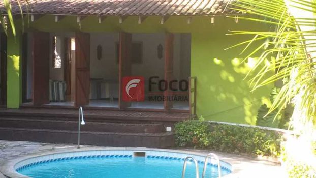 Foto 26 do(a) Casa de 5 quartos à venda em Cosme Velho, Rio de Janeiro