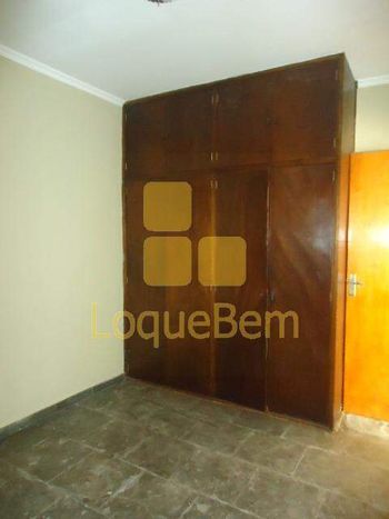 Foto 9 do(a) Casa de 3 quartos à venda em Iguatemi, Ribeirão Preto
