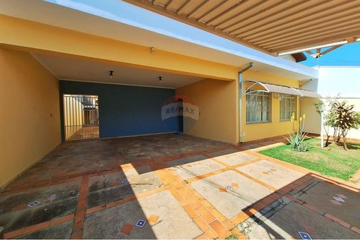 Foto 1 do(a) Casa de 3 quartos à venda em Jardim Brasília, Mogi Mirim