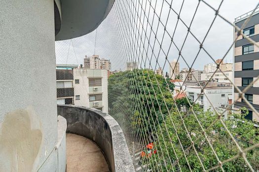 Foto 13 do(a) Apartamento de 3 quartos à venda em Petrópolis, Porto Alegre