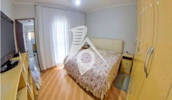 Foto 3 do(a) Casa de 3 quartos para alugar em Vila Nova Manchester, São Paulo