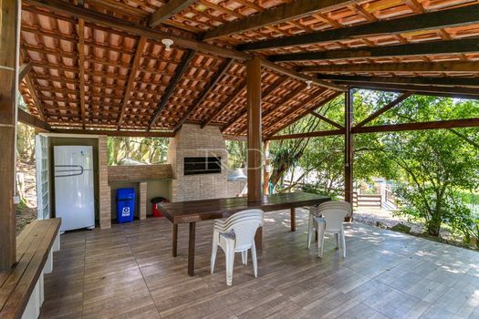 Foto 43 do(a) Casa em Condomínio de 2 quartos à venda em Vila Nova, Porto Alegre