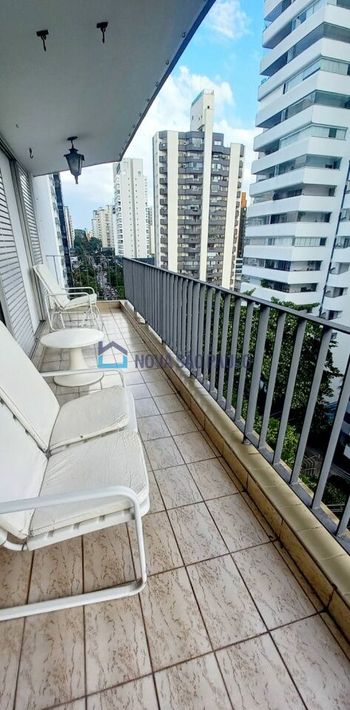 Foto 18 do(a) Apartamento de 4 quartos à venda em Indianópolis, São Paulo