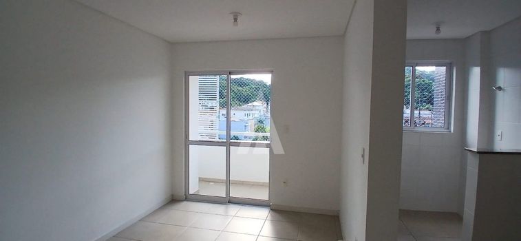 Foto 3 do(a) Apartamento de 2 quartos à venda em Iririú, Joinville