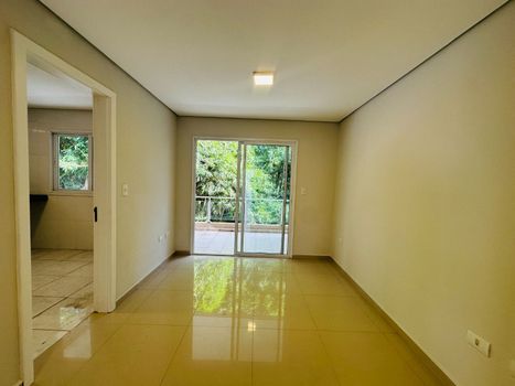 Foto 9 do(a) Casa em Condomínio de 3 quartos para alugar em Jardim Rebelato, Cotia