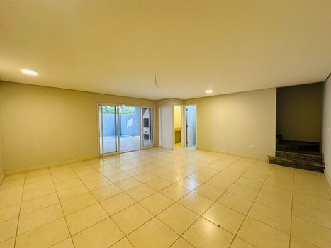 Foto 7 do(a) Casa em Condomínio de 3 quartos para alugar em Jardim Rebelato, Cotia