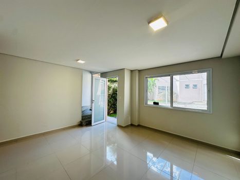 Foto 5 do(a) Casa em Condomínio de 3 quartos para alugar em Jardim Rebelato, Cotia