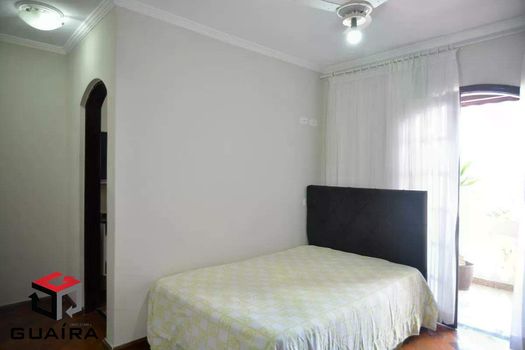 Foto 32 do(a) Casa de 4 quartos à venda em Vila Francisco Matarazzo, Santo André