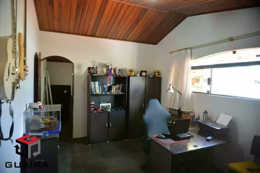 Foto 22 do(a) Casa de 4 quartos à venda em Vila Francisco Matarazzo, Santo André