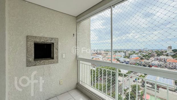 Foto 23 do(a) Apartamento de 3 quartos à venda em Passo da Areia, Porto Alegre