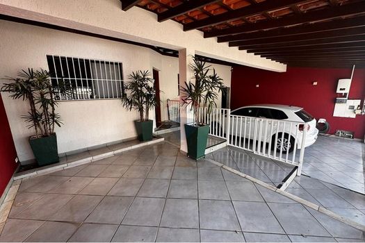 Foto 4 do(a) Casa de 4 quartos à venda em Residencial das Ilhas, Bragança Paulista