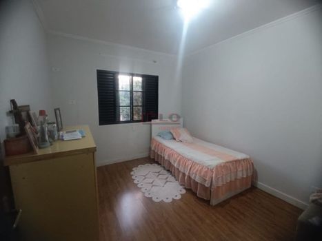 Foto 17 do(a) Casa de 3 quartos à venda em Jardim Brasil, Maringá