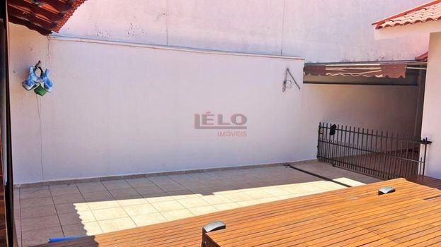 Foto 2 do(a) Casa de 3 quartos à venda em Jardim Brasil, Maringá
