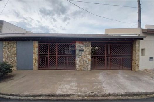 Foto 2 do(a) Casa de 4 quartos à venda em Jardim São Roque, Americana