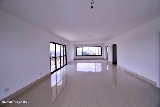 Foto 1 do(a) Apartamento de 4 quartos à venda em Vila Zat, São Paulo