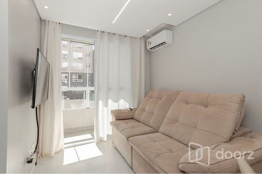 Foto 6 do(a) Apartamento de 2 quartos à venda em Jardim Carvalho, Porto Alegre