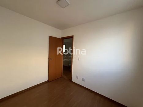 Foto 9 do(a) Apartamento de 2 quartos à venda em Jardim Patrícia, Uberlândia