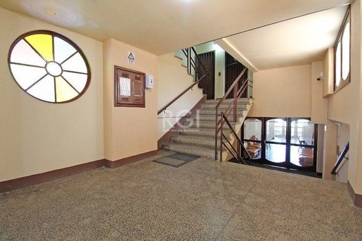 Foto 3 do(a) Apartamento de 2 quartos à venda em Teresópolis, Porto Alegre