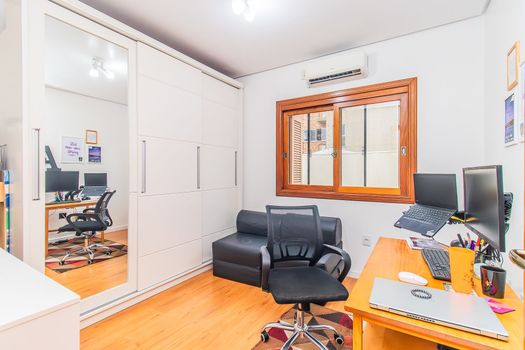 Foto 16 do(a) Flat de 2 quartos à venda em Menino Deus, Porto Alegre