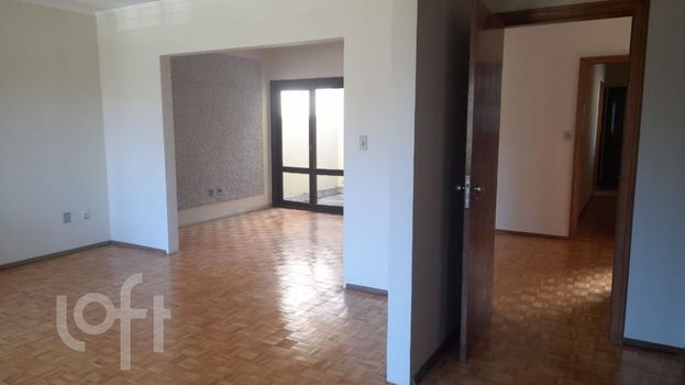 Foto 41 do(a) Casa de 3 quartos à venda em Três Figueiras, Porto Alegre