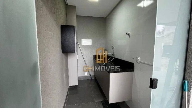 Foto 6 do(a) Casa de 3 quartos à venda em Goiânia 2, Goiânia