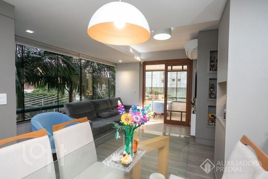 Foto 5 do(a) Apartamento de 2 quartos à venda em Petrópolis, Porto Alegre