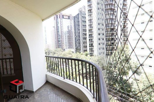 Foto 3 do(a) Apartamento de 4 quartos à venda em Indianópolis, São Paulo