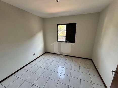 Foto 7 do(a) Apartamento de 3 quartos à venda em Zona 01, Cianorte
