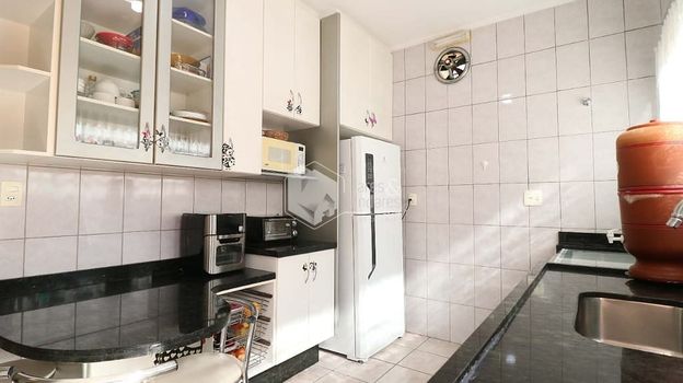 Foto 2 do(a) Casa em Condomínio de 4 quartos à venda em Jardim Peri Peri, São Paulo