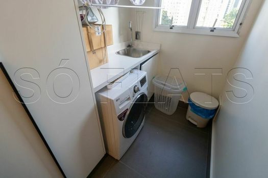 Foto 5 do(a) Flat de 1 quartos à venda em Vila Nova Conceição, São Paulo