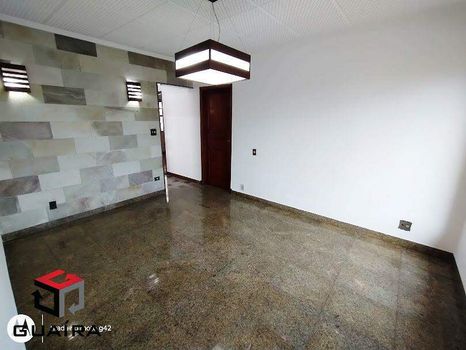 Foto 2 do(a) Casa de 3 quartos à venda em Olímpico, São Caetano do Sul