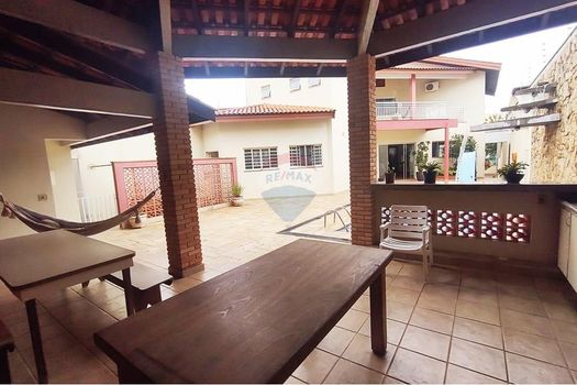 Foto 36 do(a) Casa de 4 quartos à venda em Vila Trujillo, Sorocaba
