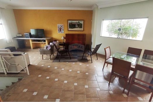 Foto 8 do(a) Casa de 4 quartos à venda em Vila Trujillo, Sorocaba