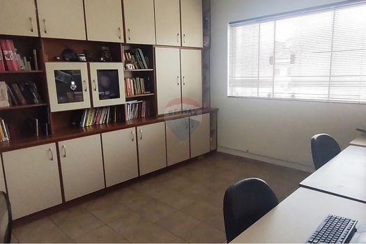 Foto 17 do(a) Casa de 4 quartos à venda em Vila Trujillo, Sorocaba