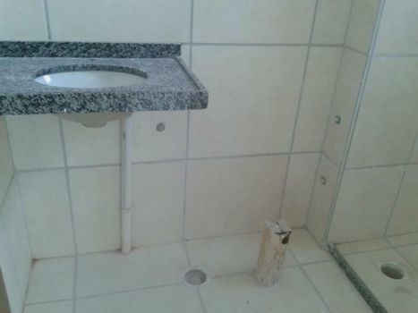 Foto 13 do(a) Apartamento de 2 quartos à venda em Montese, Fortaleza